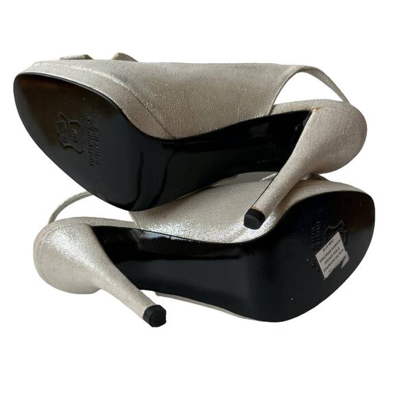 Stuart Weitzman Heels Tarot Silver Glazed Lame Leather Pumps Women's Size 6.5 - Picture 10 of 11